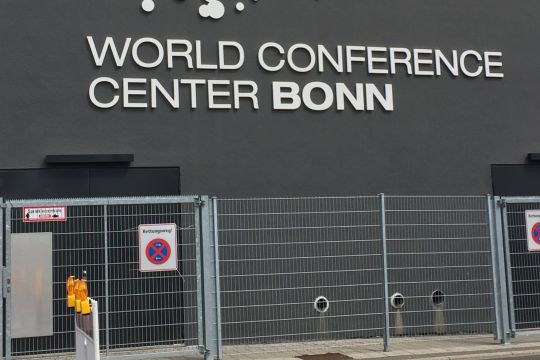 Hier ist das Konferenzzentrum in Bonn zu sehen