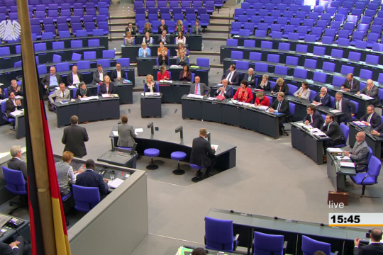 Einige Abgeordnete im Deutschen Bundestag.