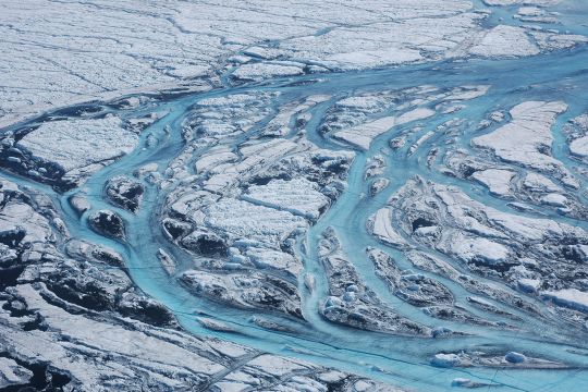 Schmelzwasserflüsse auf Grönland.