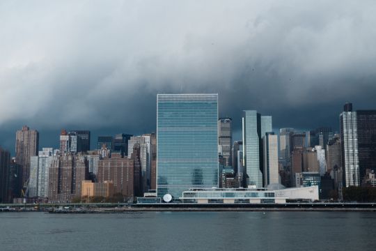 Blick auf Manhattan, in der Bildmitte das UN-Gebäude