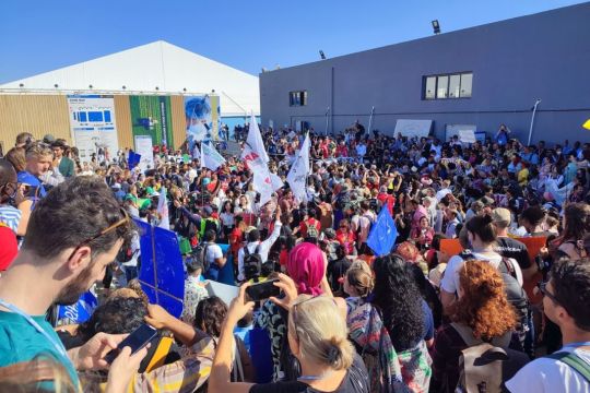 Demonstrierende während der Abschlusskundgebung der COP-27-Demonstration.