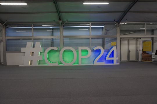 Das Bild zeigt den Schriftzug "COP24"