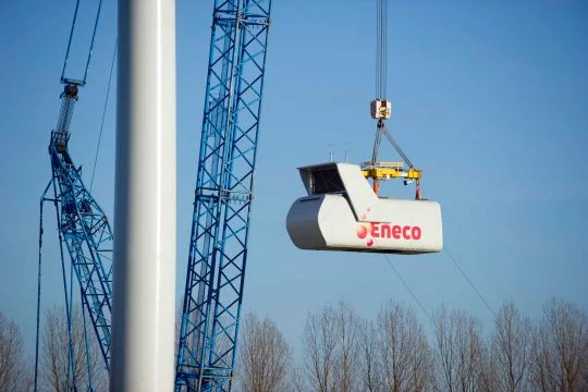 Installation eines Windrades durch Ökostromanbieter Eneco