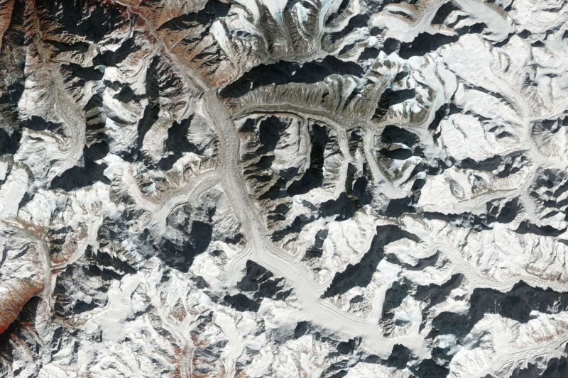 Satellitenaufnahme des indischen Gletschers Gangotri