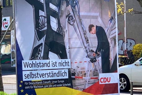 CDU-Europawahlplakat mit Steinkohle-Optik