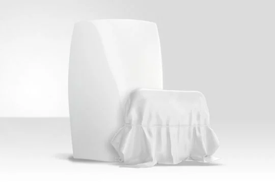 Der Hausspeicher "SMA Sunny Boy Storage" ist ein weißer, optisch ansprechend gestalteter Kasten.