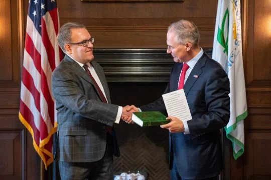 Andrew Wheeler, der neue Chef der US-Umweltbehörde EPA, hier zusammen mit seinem Vorgänger Scott Pruitt