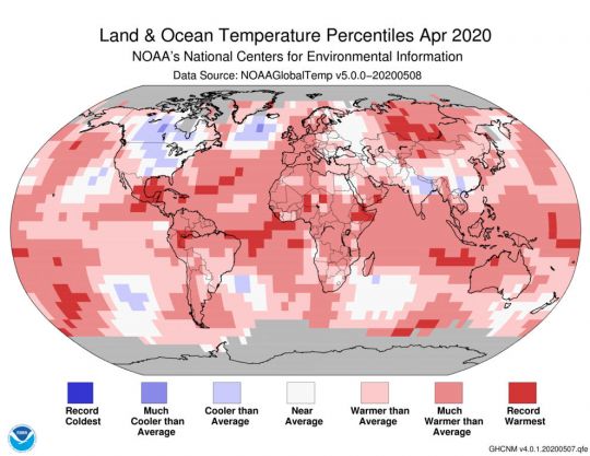 Weltkarte von dokumentierten Temperaturabweichungen im April 2020