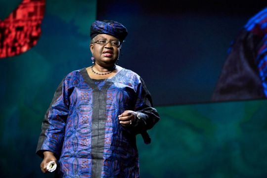 Ngozi Okonjo-Iweala bei einem TED-Auftritt.