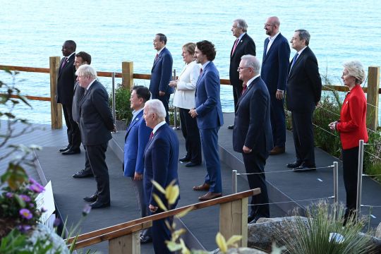 Sogenanntes Familienfoto der Staatschefs beim Gipfeltreffen der G7 in Corwall.