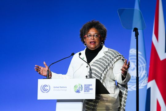 Mia Mottley spricht vor der UN-Klimakonferenz 2021 in Glasgow.
