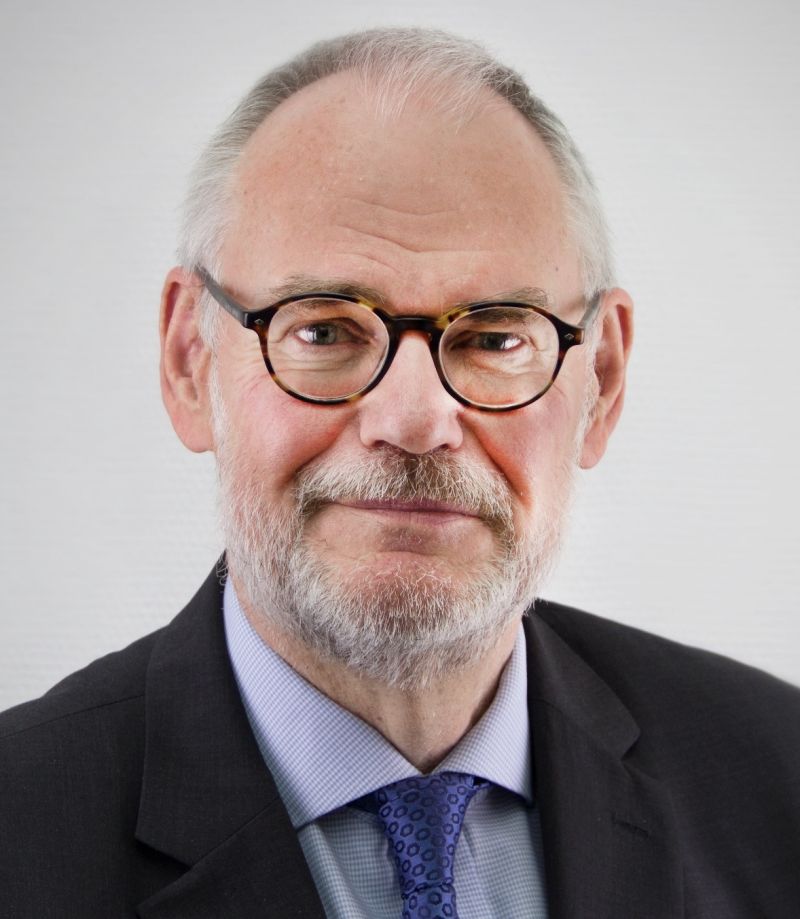 Porträtaufnahme von Gert G. Wagner.