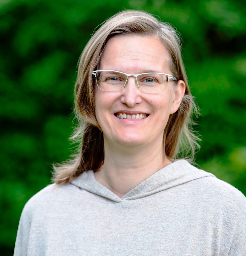Porträtaufnahme von Lydia Takit.
